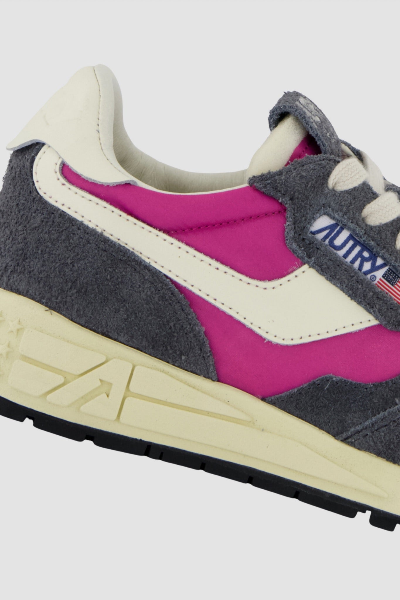 HN05 REELWIND LOW GREY/FUSCHIA