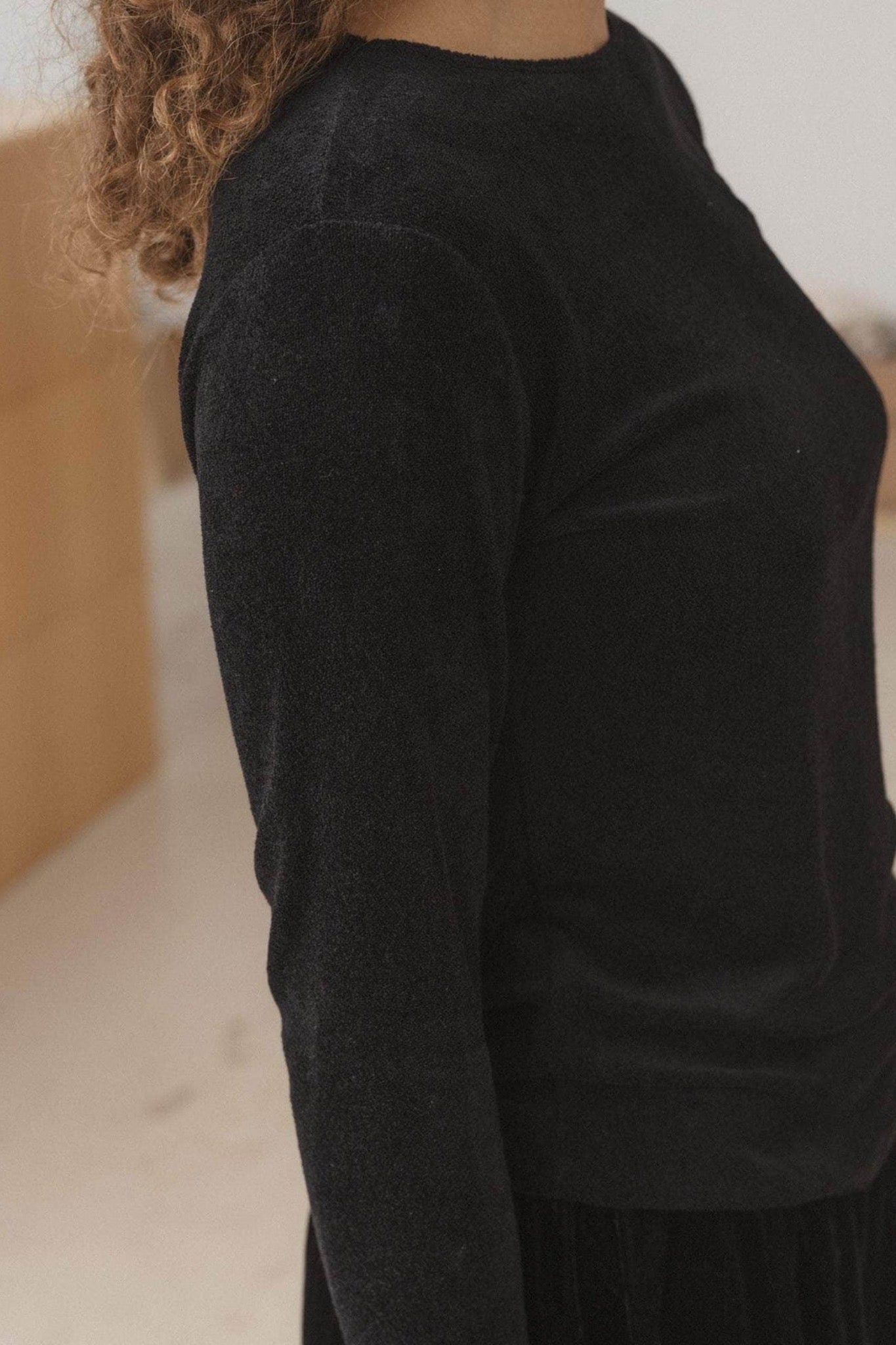 OMO LONG SLEEVE TEE Black