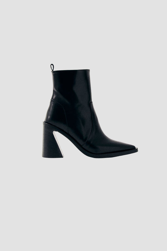 HAYLO LEATHER ANKLE BOOTS BLACK