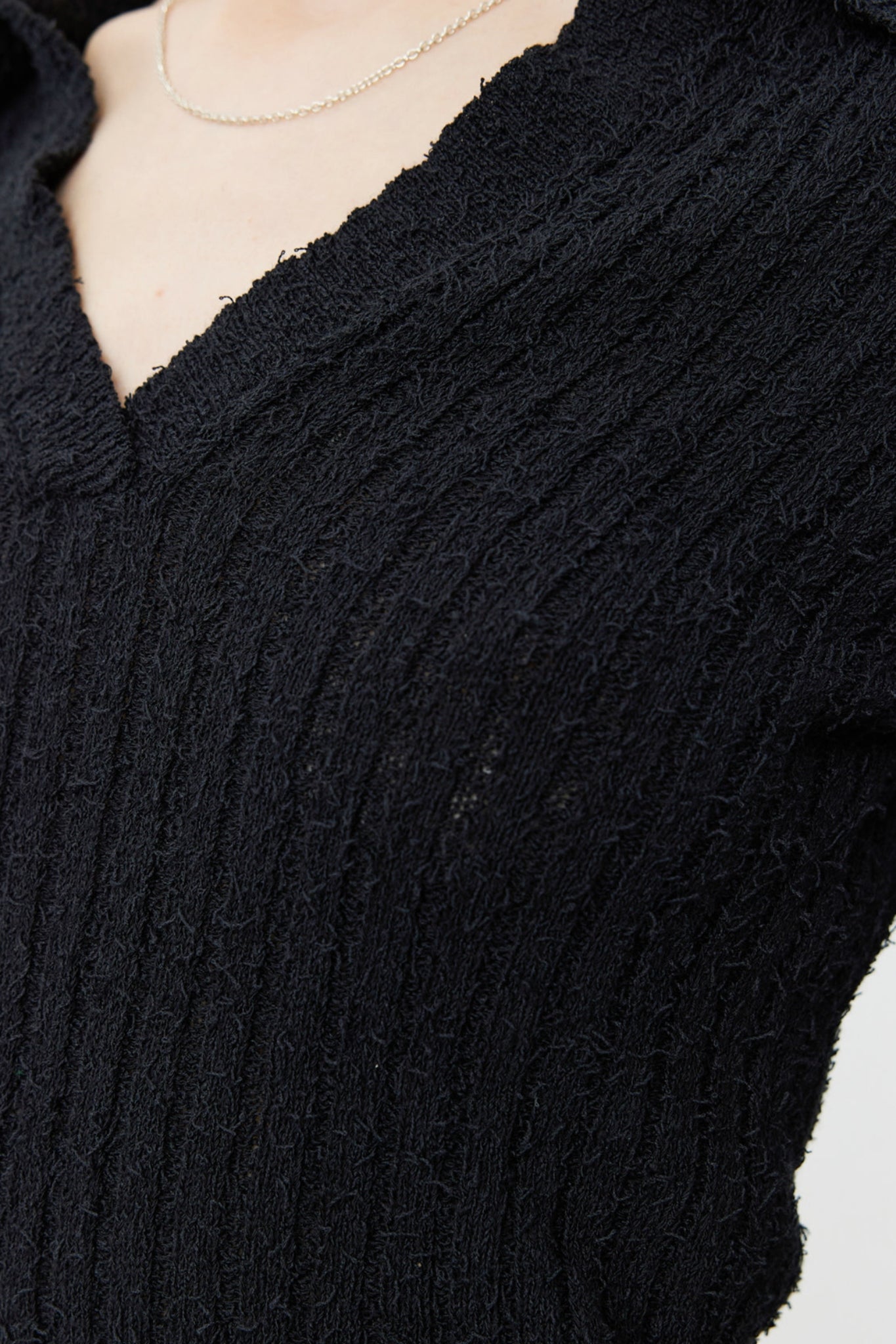 OPEN PLACKET POLO black snug