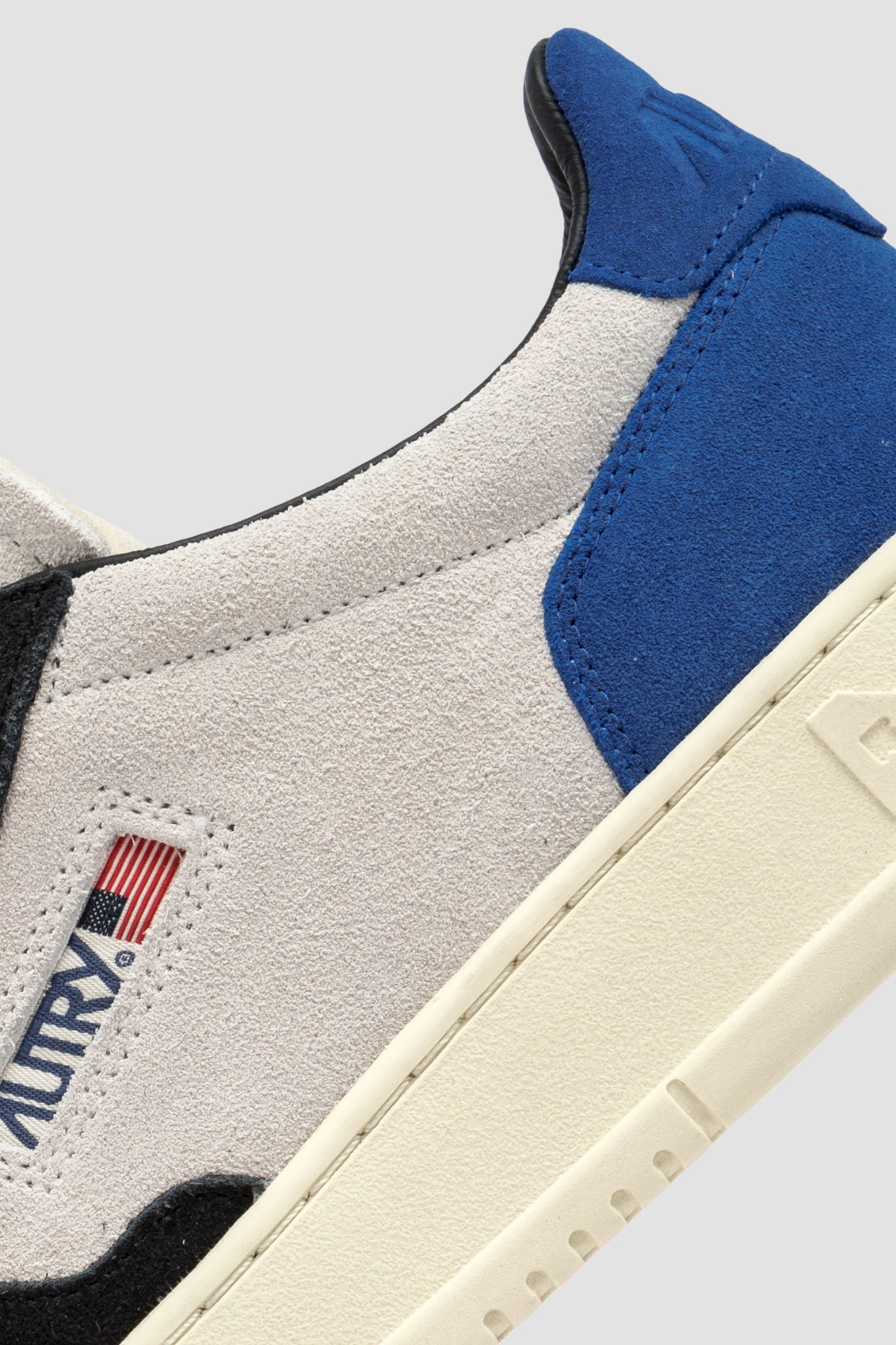 MEDALIST LOW TRIC /SUEDE ELECTR /BLK