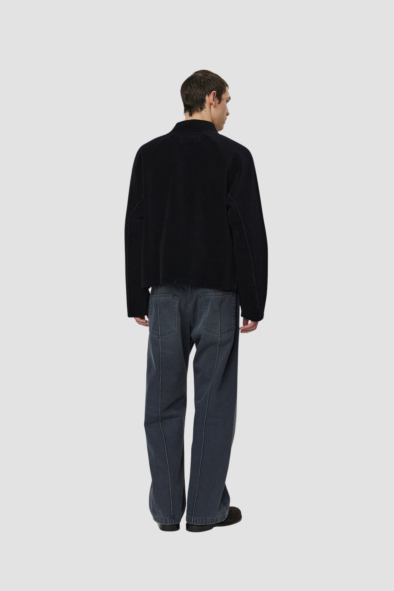 LEISURE ZIP UP Black