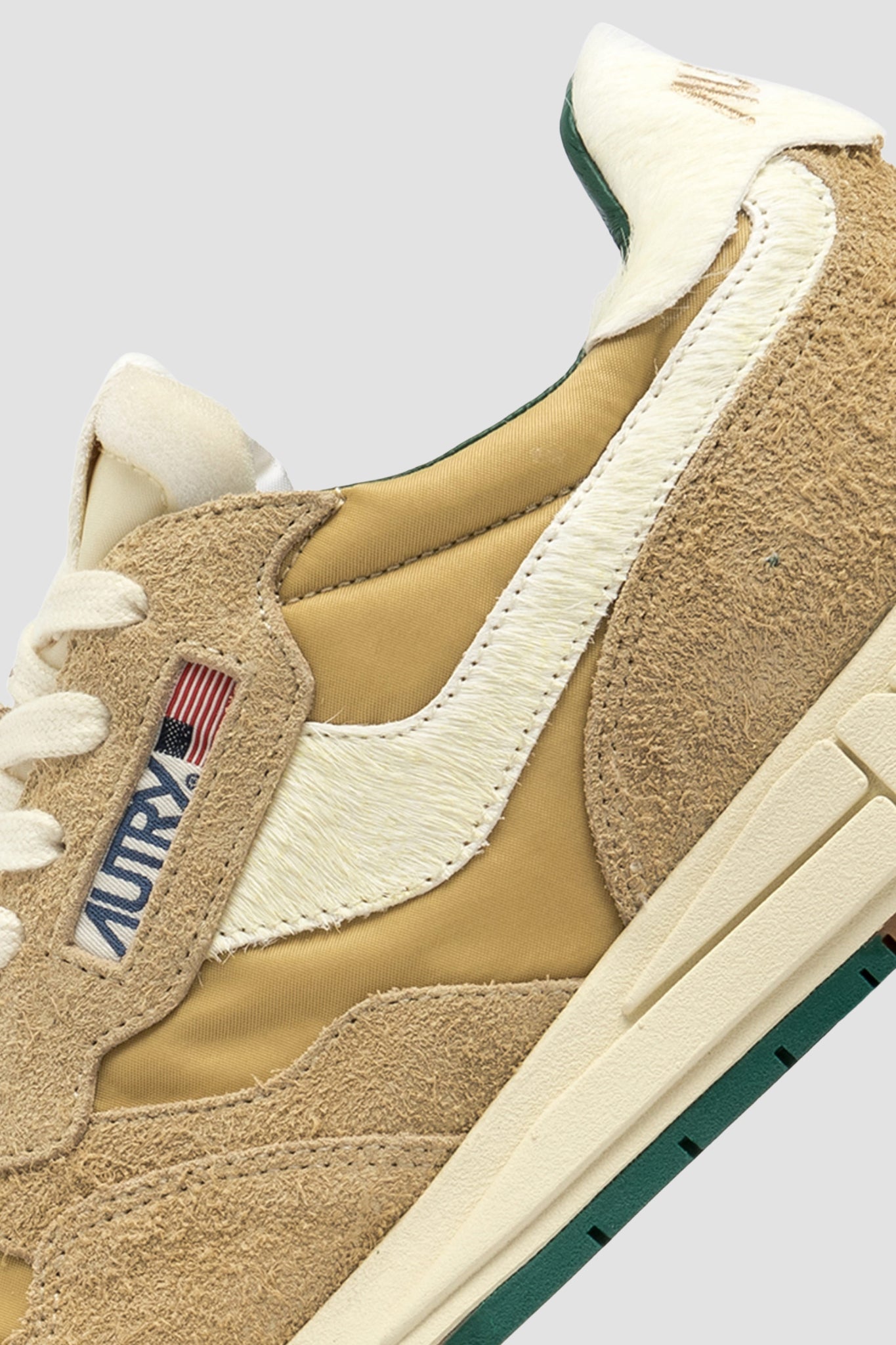 REELWIND LOW SUEDENIUPONY LEAF/RUT