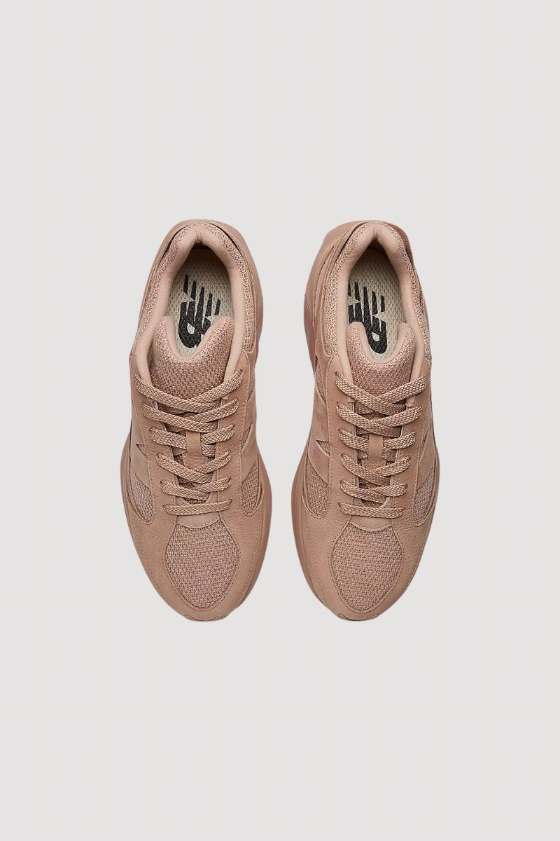 UWRPDFCB FLAT TAUPE/ SPARROW