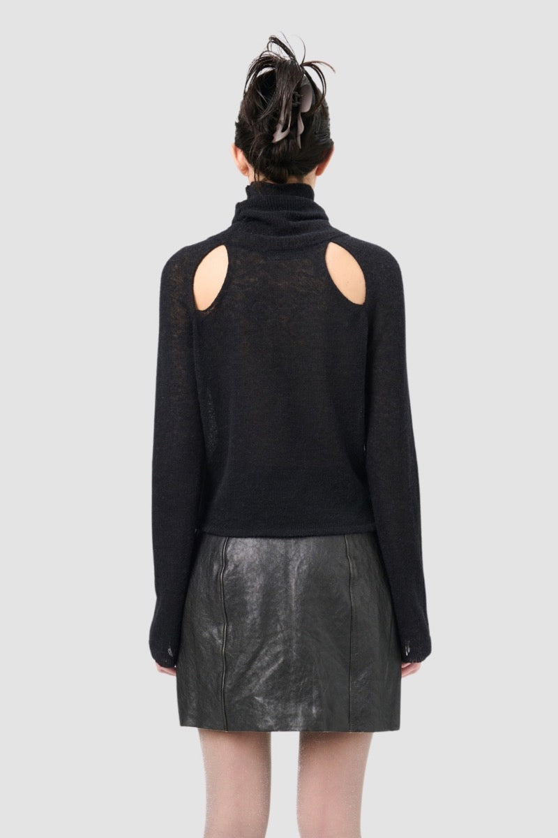 SLICE TURTLENECK Black Alpaca