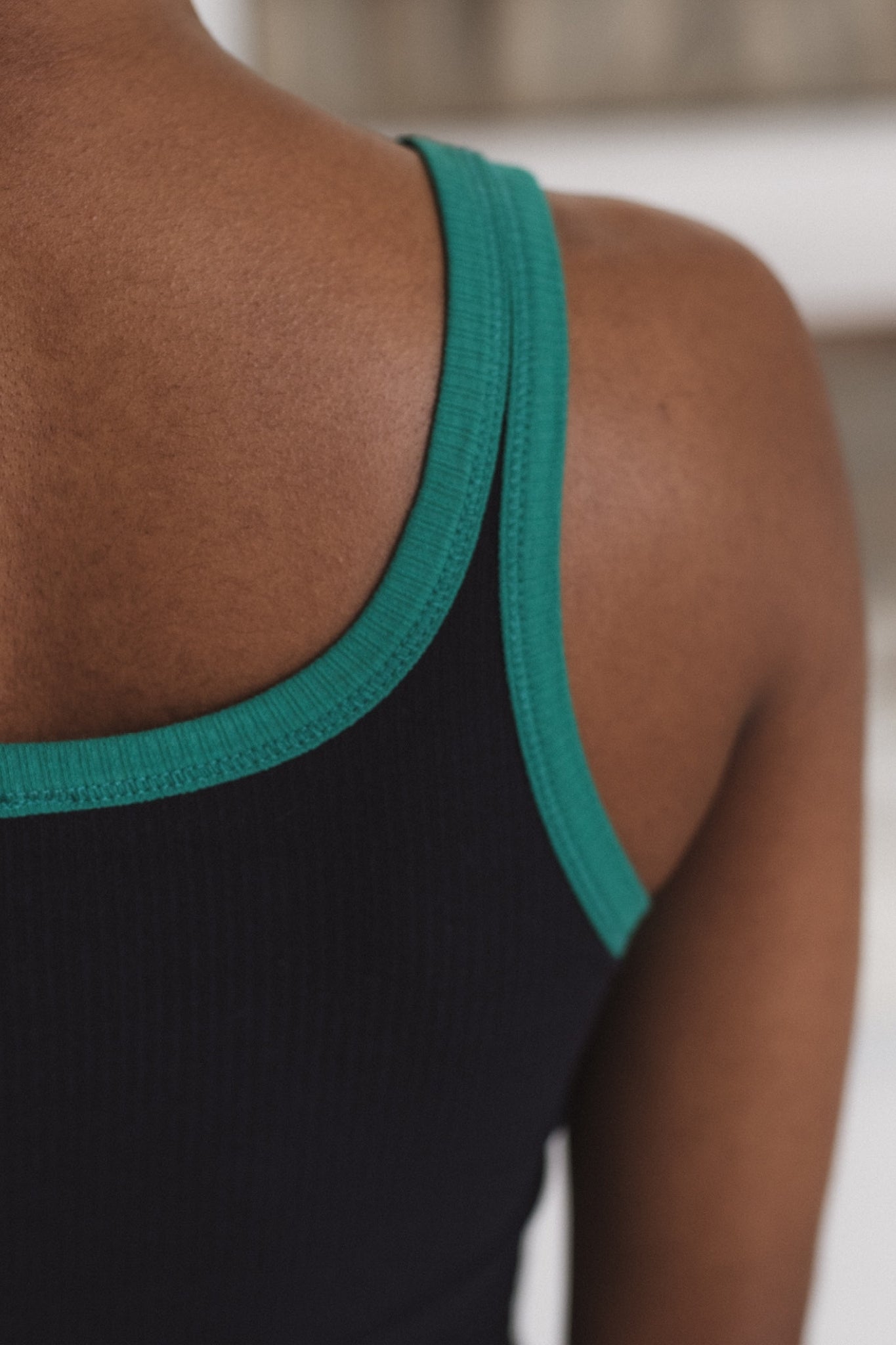 DRIVE TANK Black/green