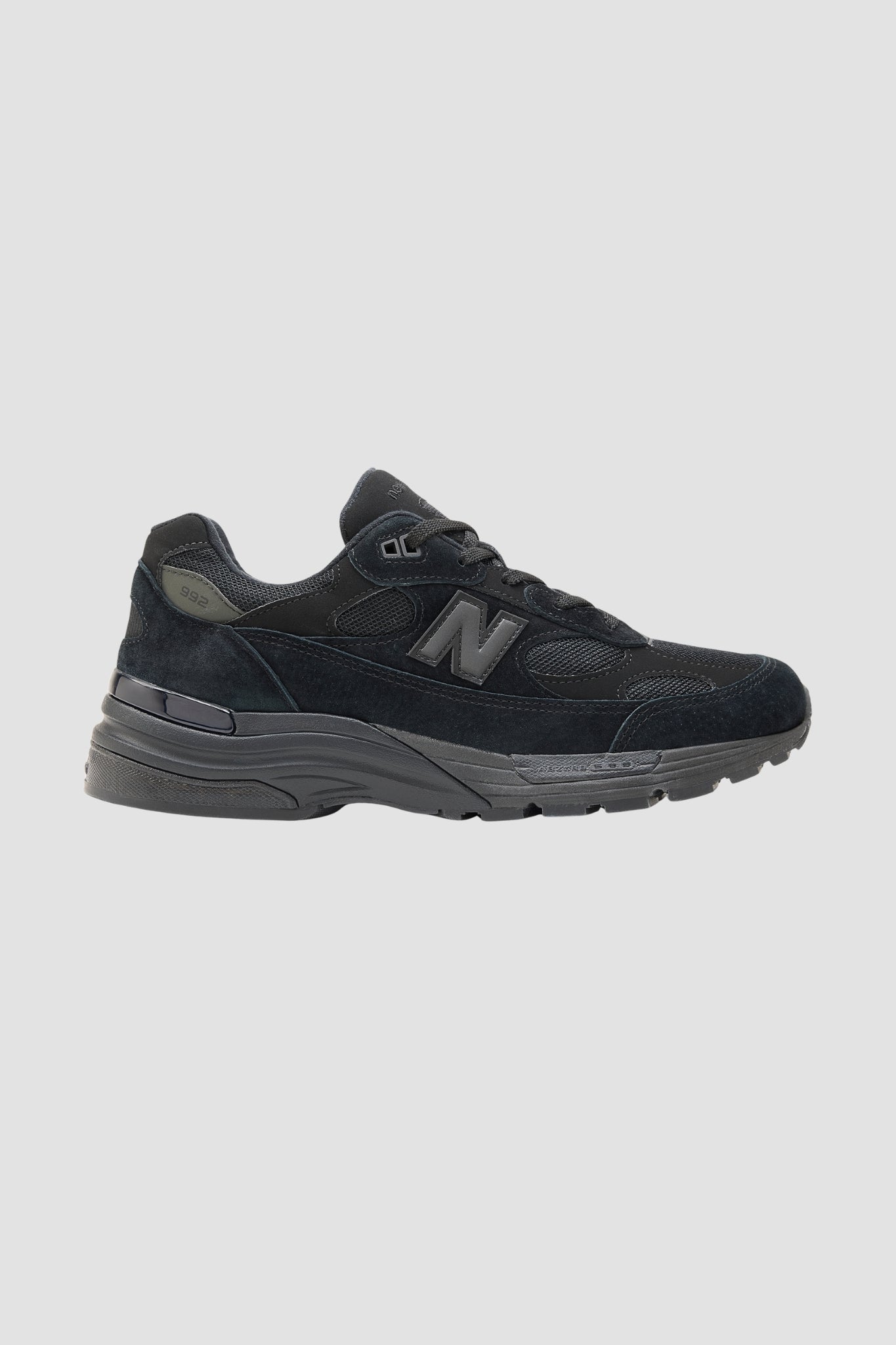 U992TB Black/ Black