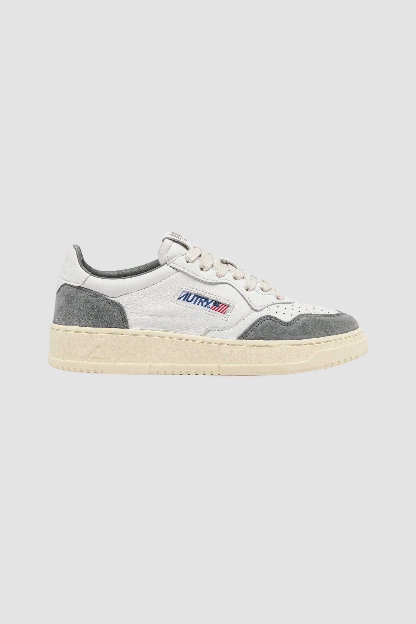 MEDALIST LOW GOAT/SUEDE WHITE/GREY