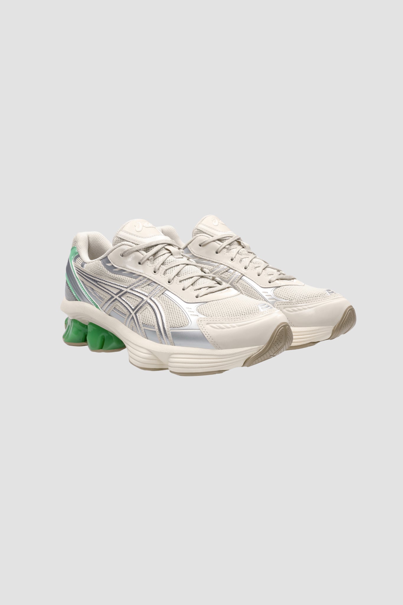 GEL-KINETIC FLUENT Smoke Grey / Pure Silver