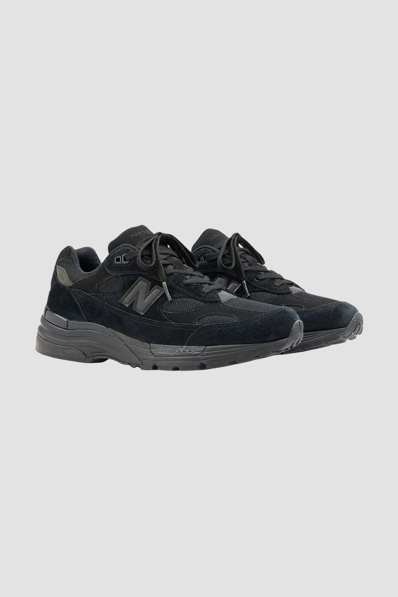 U992TB Black/ Black