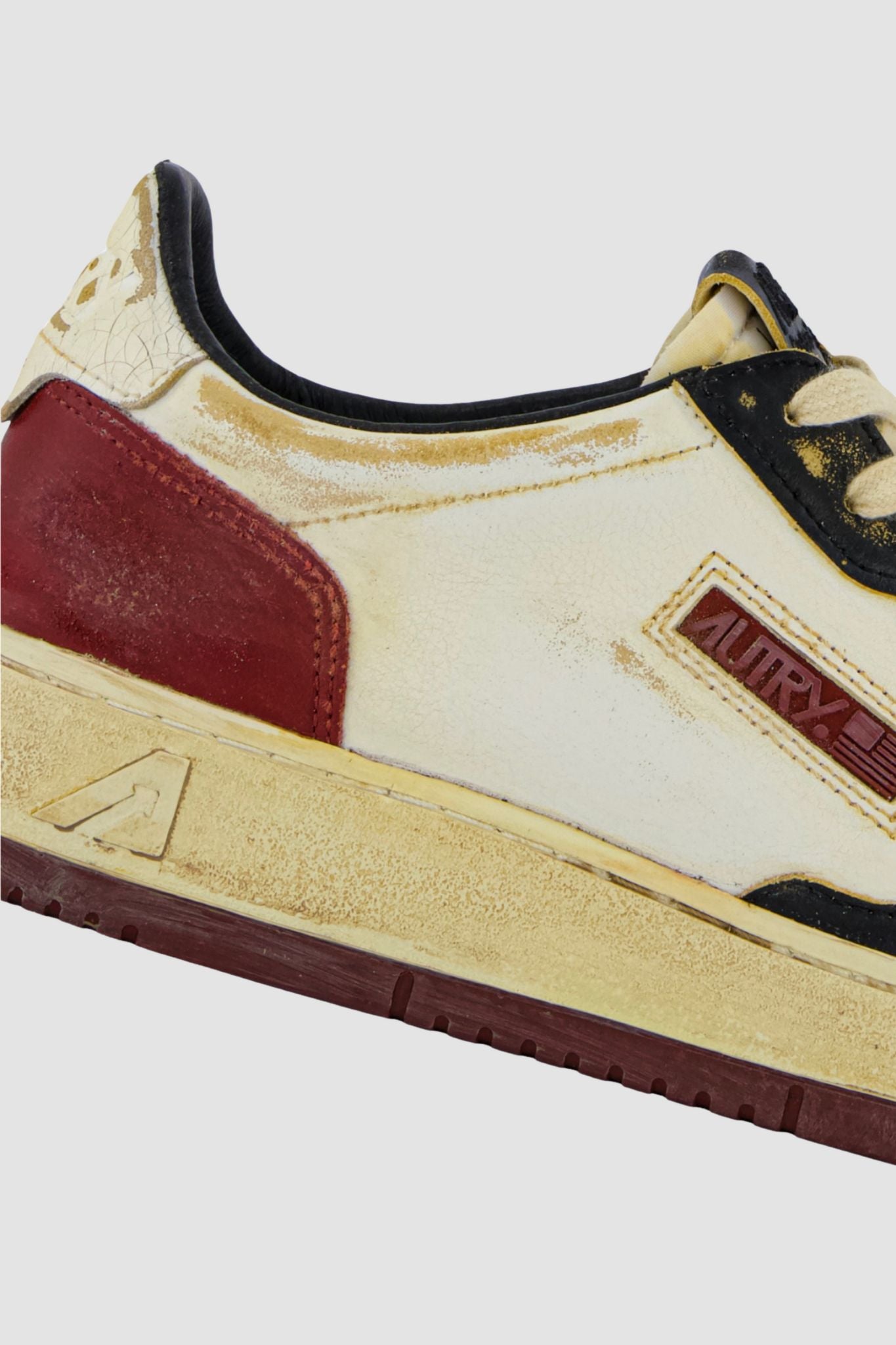 LB01 SUP VINT LOW BLK/SYRAH