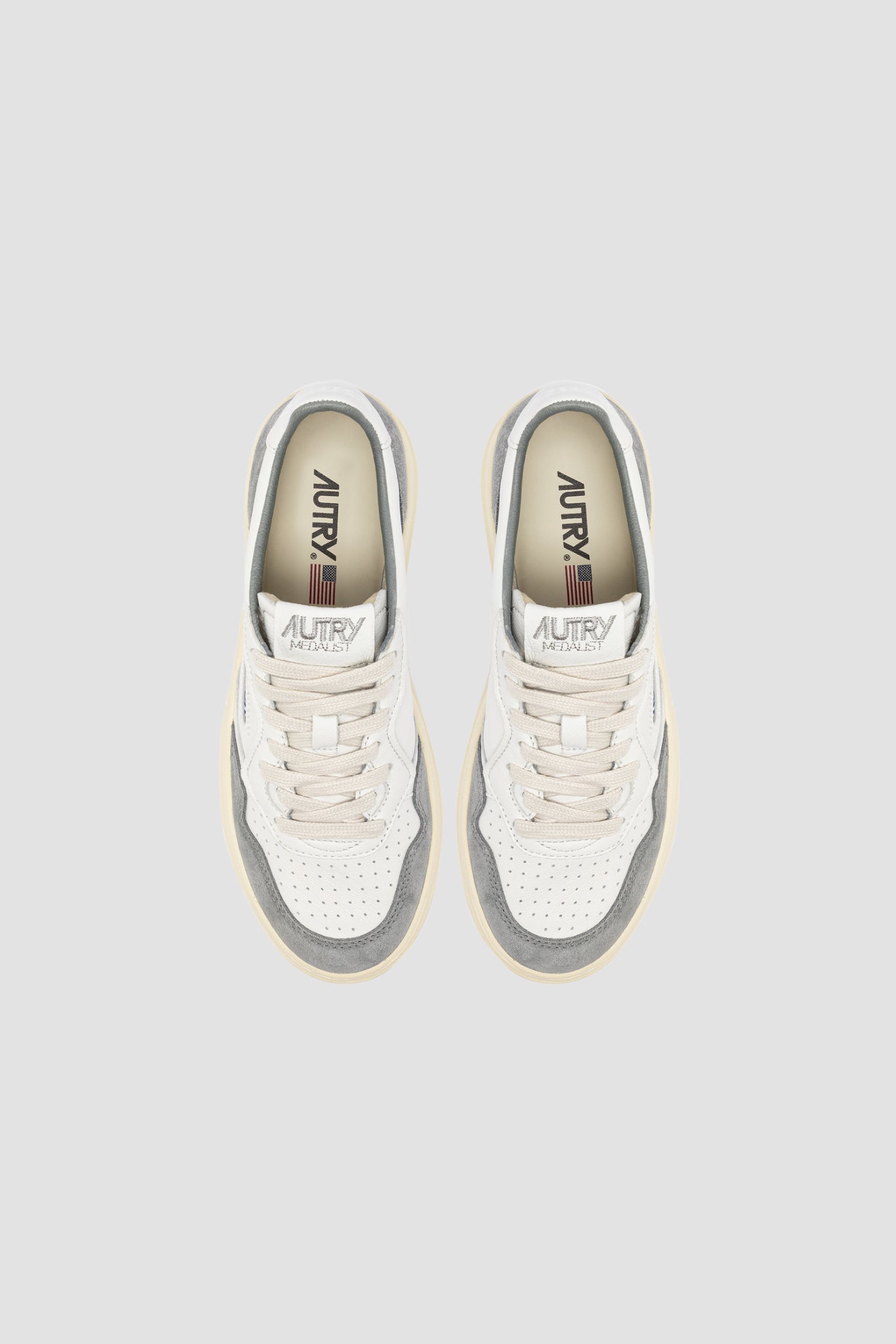 MEDALIST LOW GOAT/SUEDE WHITE/GREY