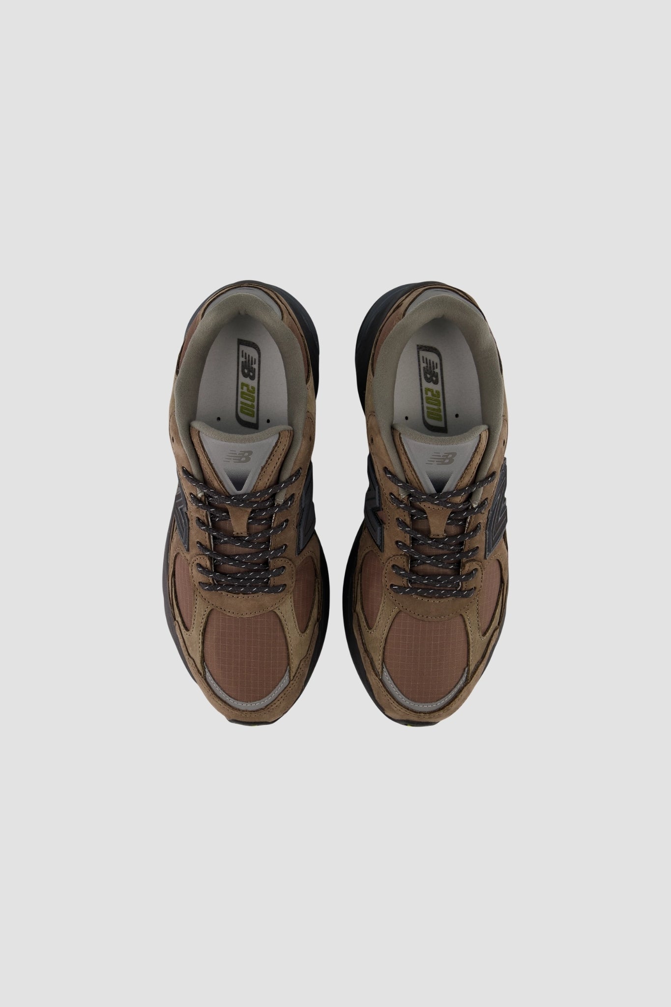 2010 Cortado/ Thunder brown/ faded black