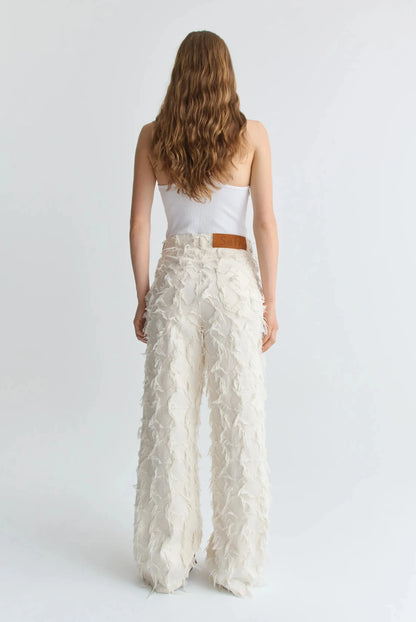 LOOSE CUT JEANS Fringed White Twill