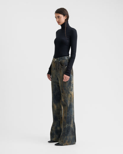 OVER-DYED BACK SLIT JEANS muted neuterals