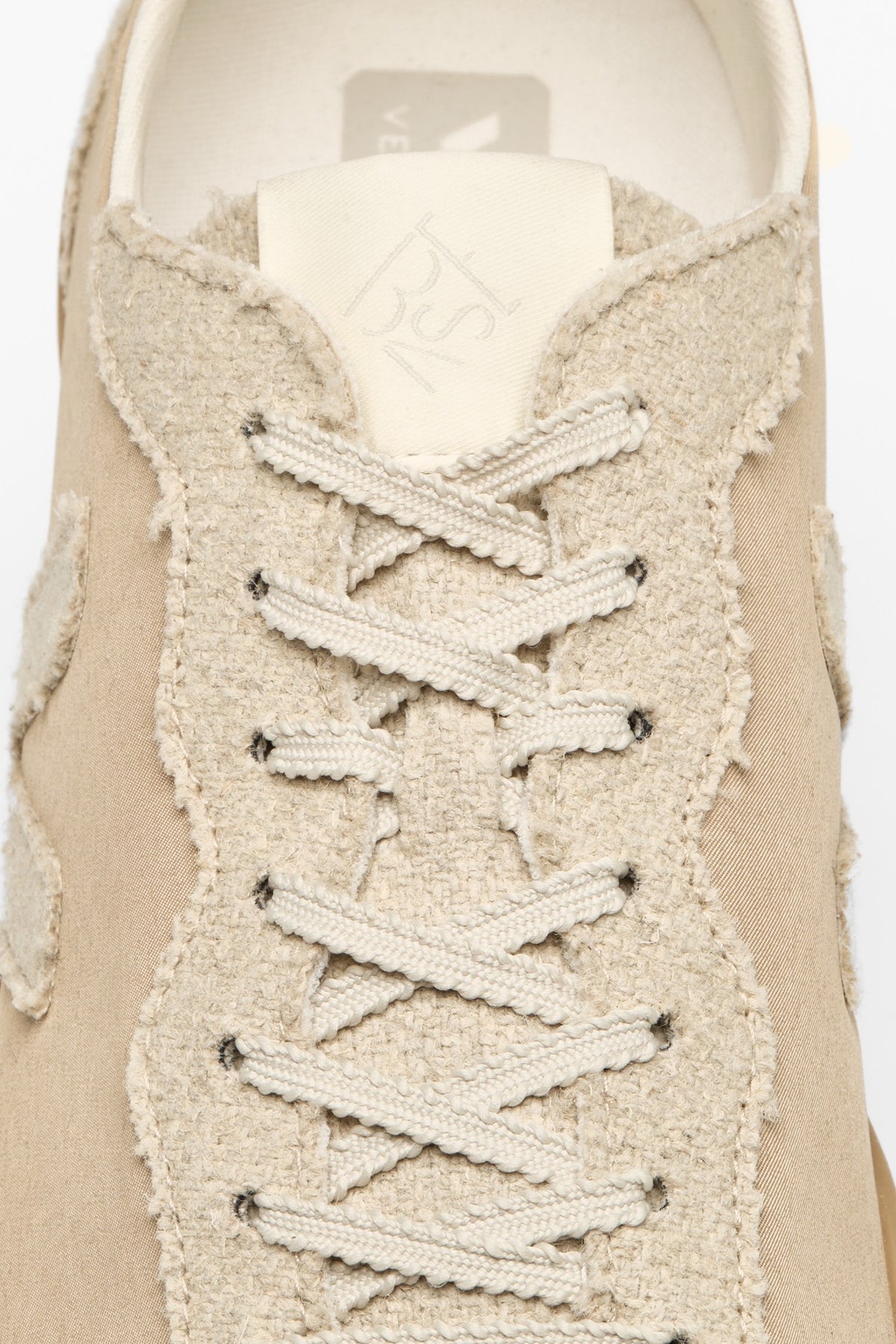 JITSU NOLYN VEJA X BASERANGE almond