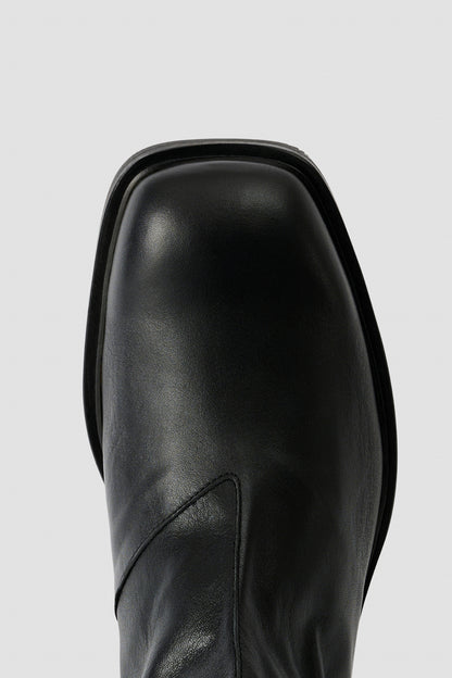 DAIMONO BOOT Malleable Black Bull Hide