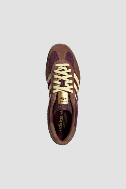 GAZELLE INDOOR Maroon/Almost Yellow