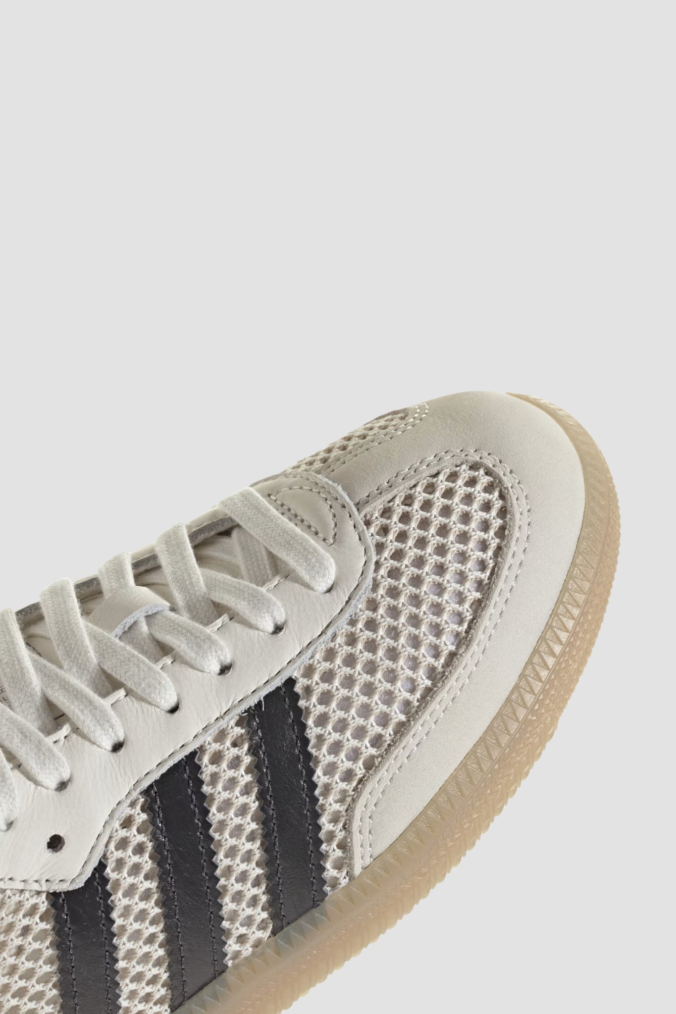 SAMBA OG Off White / Carbon / Gold Metallic