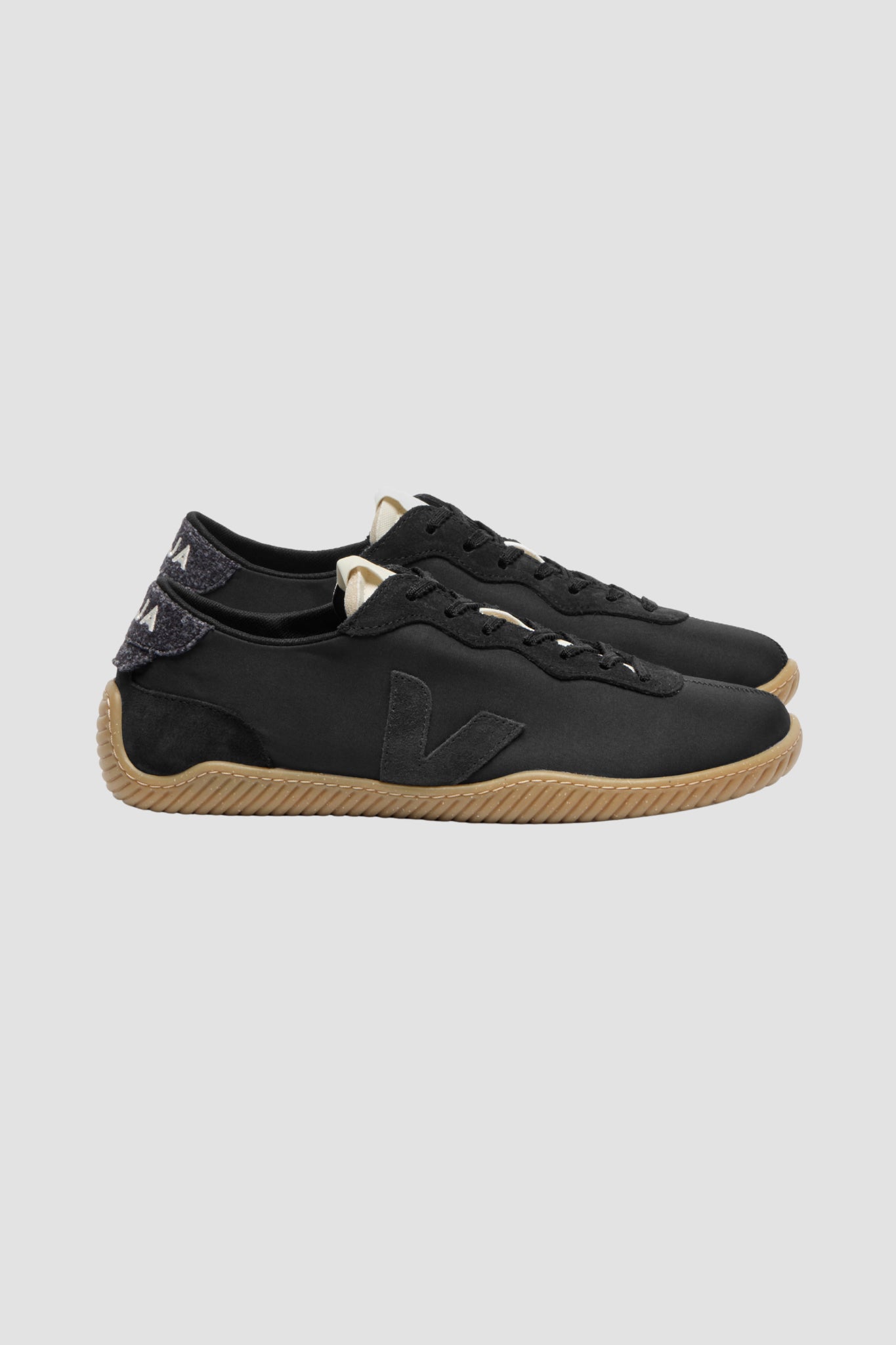 VEJA X BASERANGE JITSU NOLYN Black