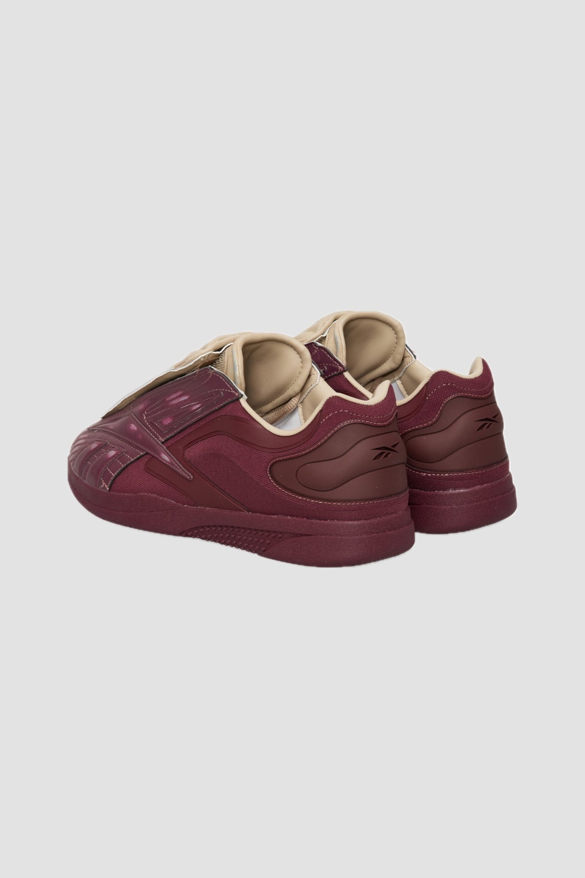HAMMER PRO LTD 602 black cherry/elevated beige