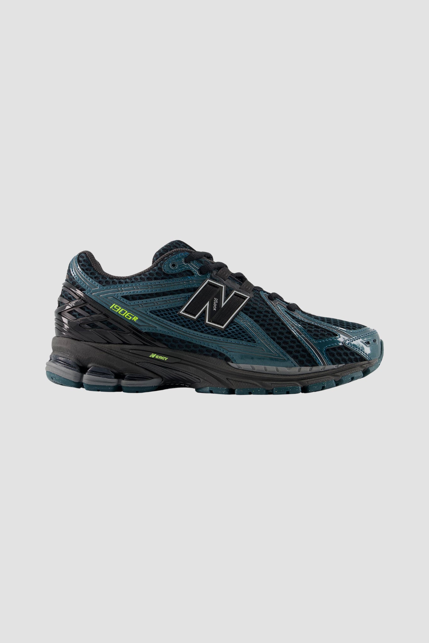 U1906R  Medusa Green/ Black