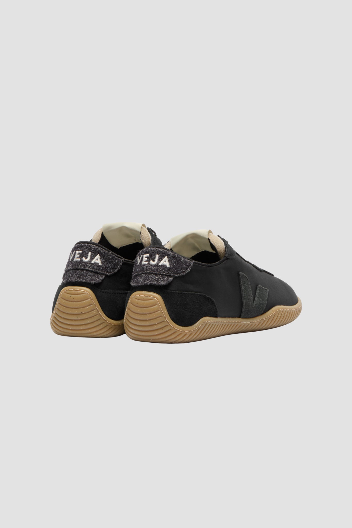 VEJA X BASERANGE JITSU NOLYN Black