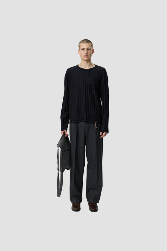 ROUND NECK SWEATER black inverted ajour stripe