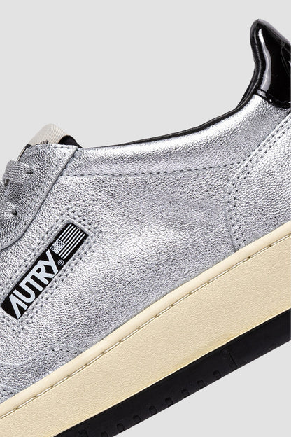 MEDALIST LOW LAMLEA/PAT Silver/Black