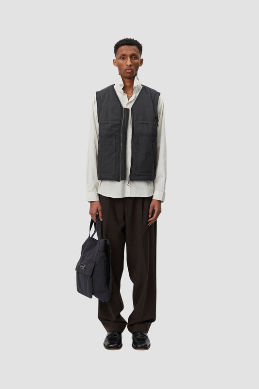 PADDED VEST Almost Black