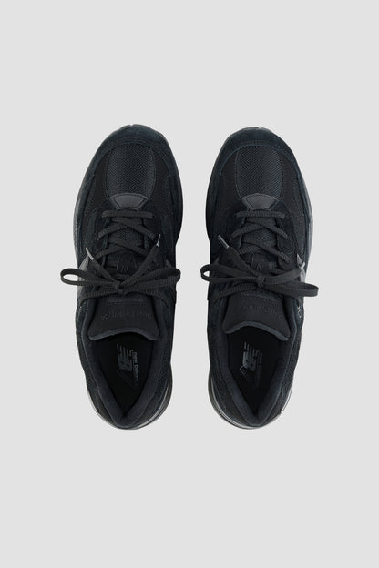 U992TB Black/ Black