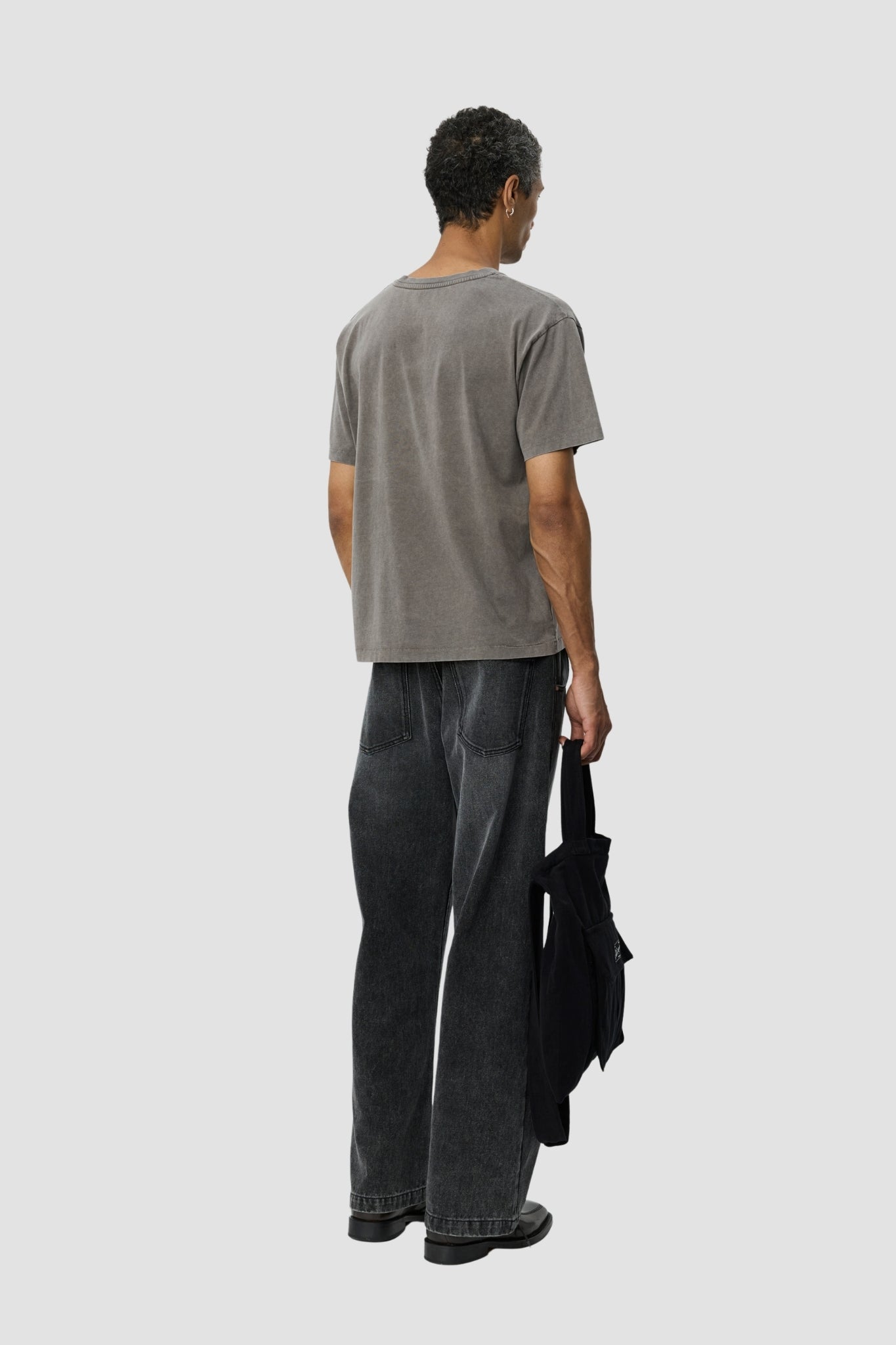 NEW TEE Washed Pavement