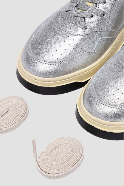 MEDALIST LOW LAMLEA/PAT Silver/Black