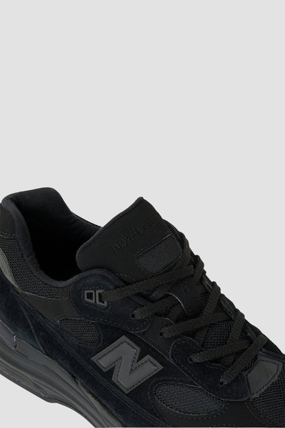 U992TB Black/ Black