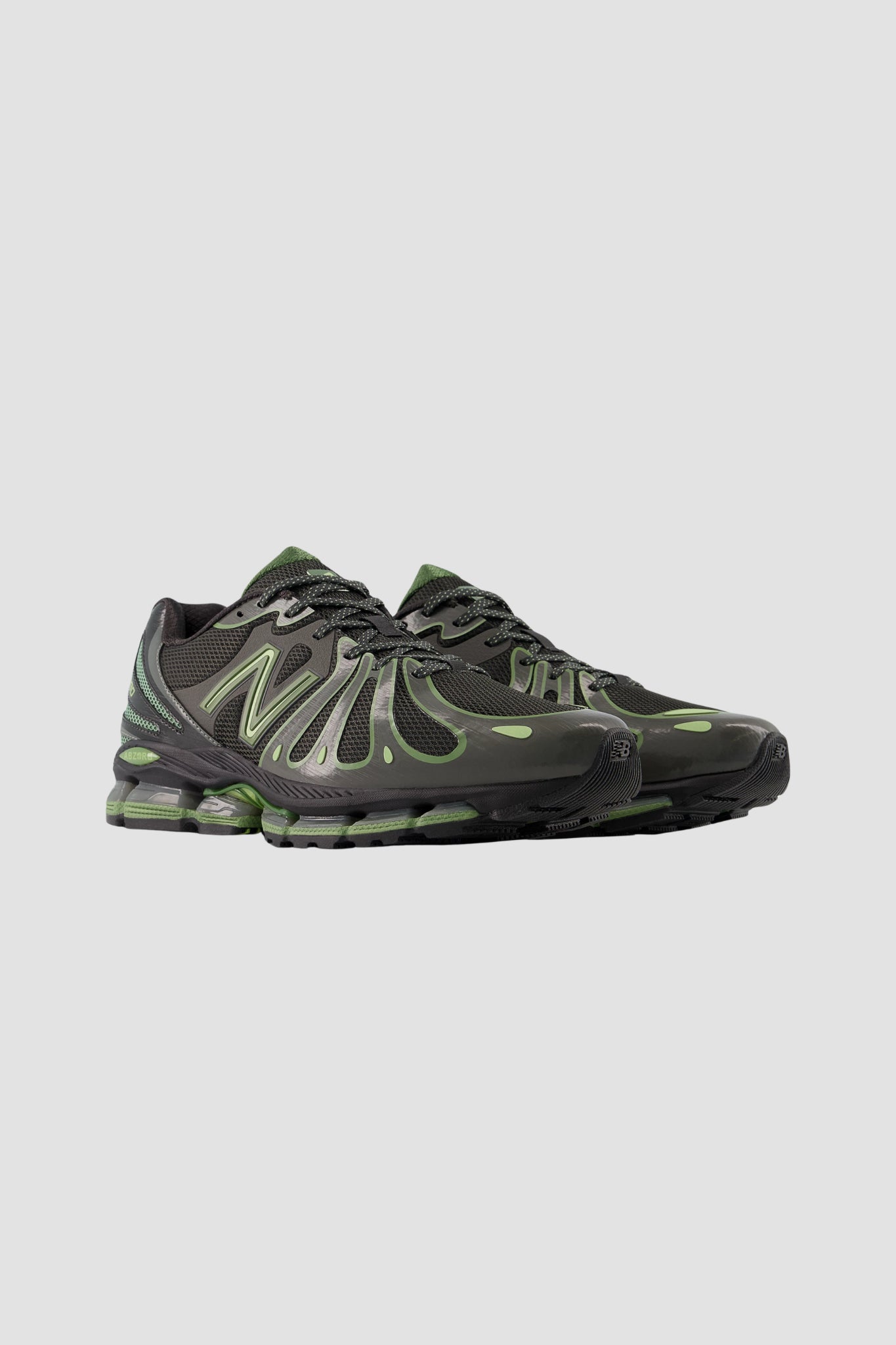 1890 Faded black/utility green