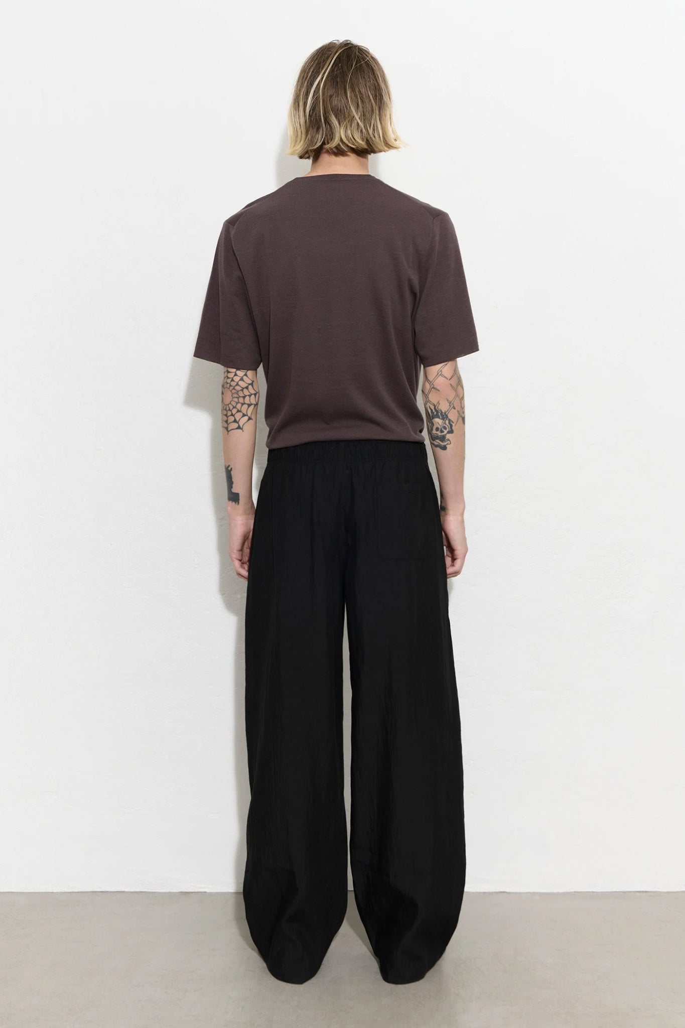 LEISURE TROUSER Soot Black Techflax