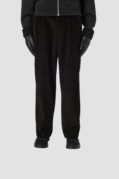 BORROWED CHINO, Profound Brown Mammoth