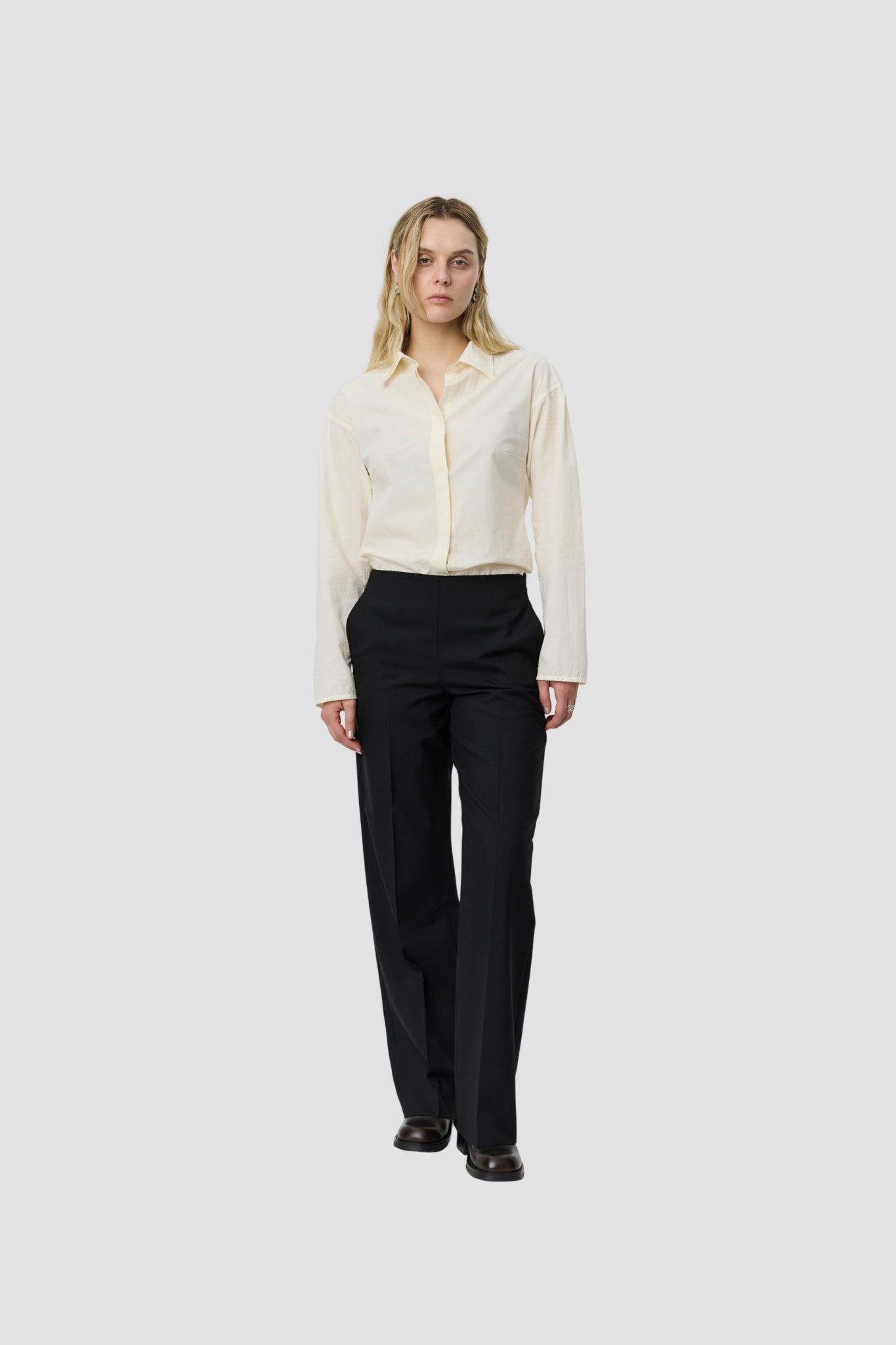 TAPER TROUSERS Black Tropical Wool