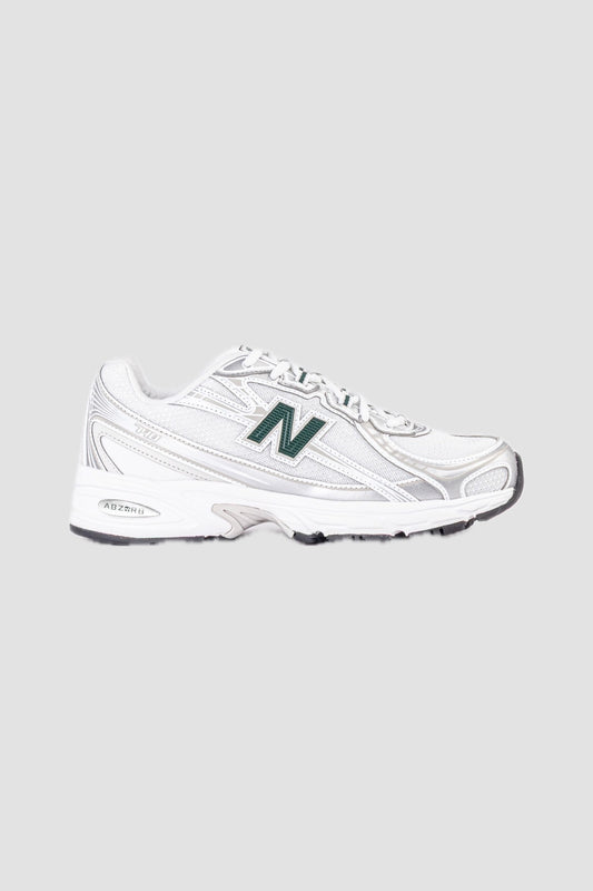 740 White/Nordic green