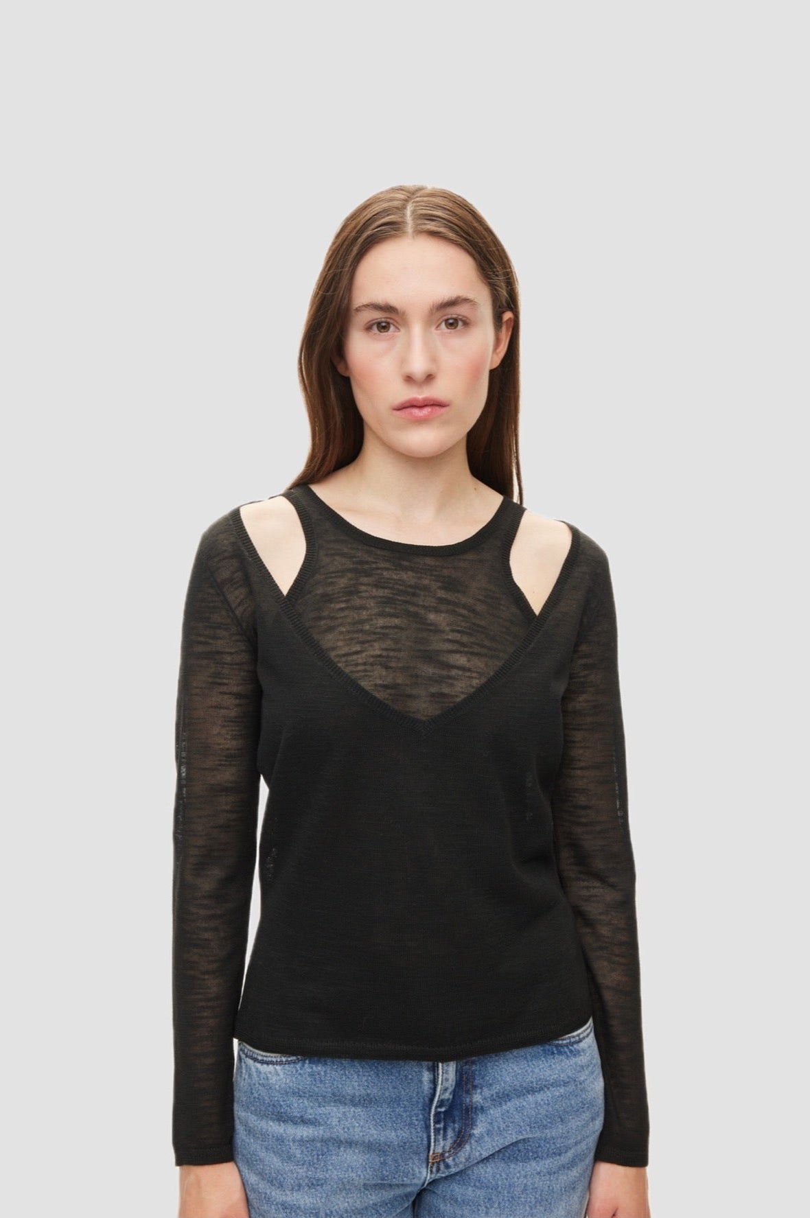 DRAMA KNIT BLOUSE black