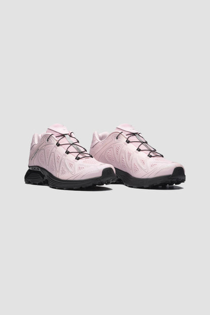 XT-WHISPER VOID Icy Pink / Black / Footwear Silver