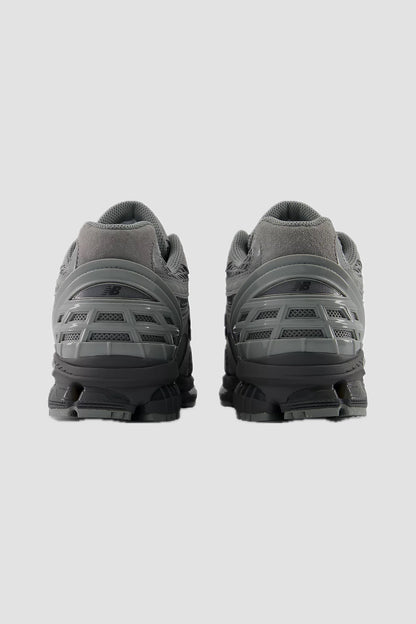 1954R Slate grey/ Castlerock