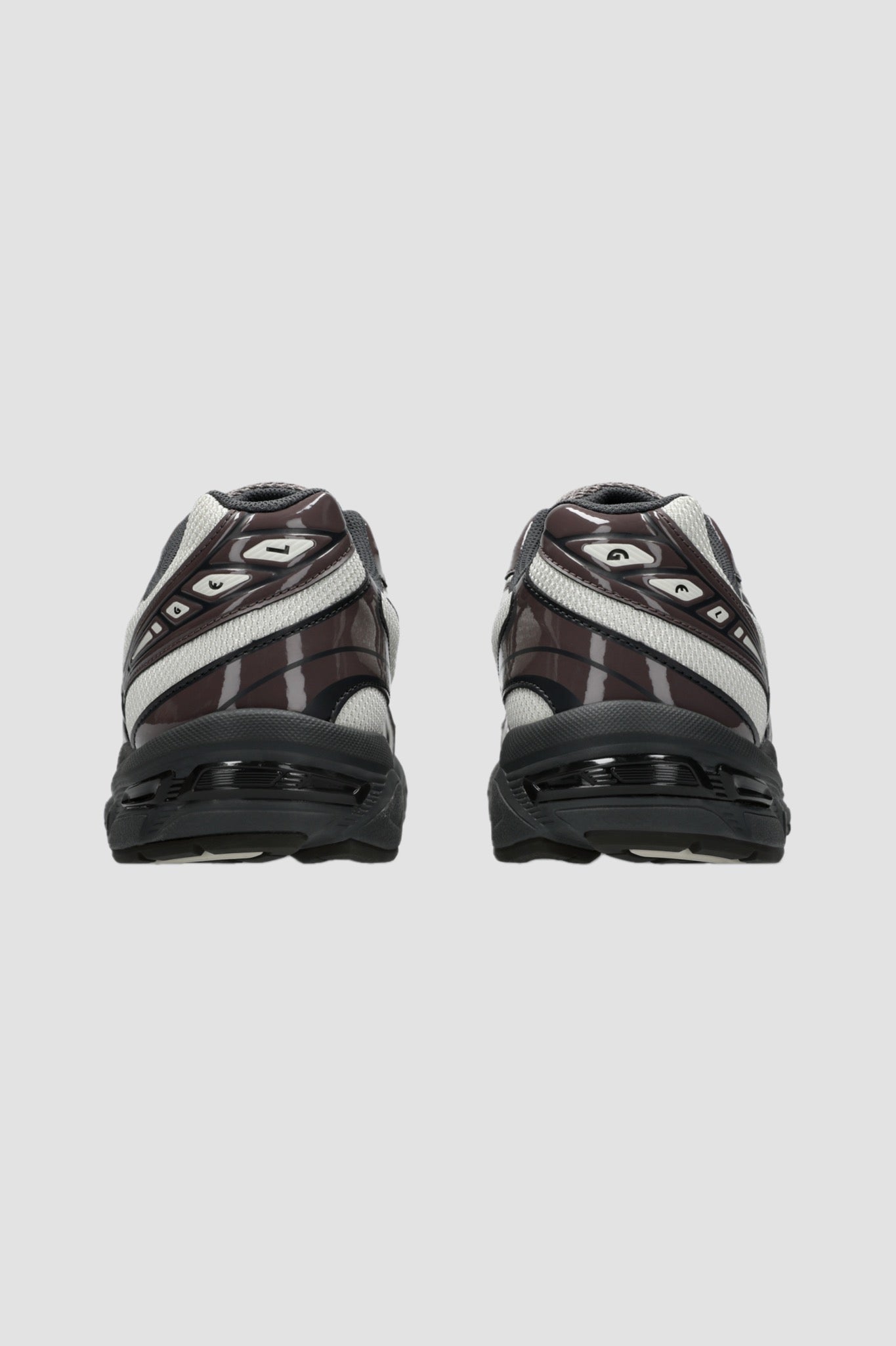 GEL-1130 Oatmeal/Obsidian Grey
