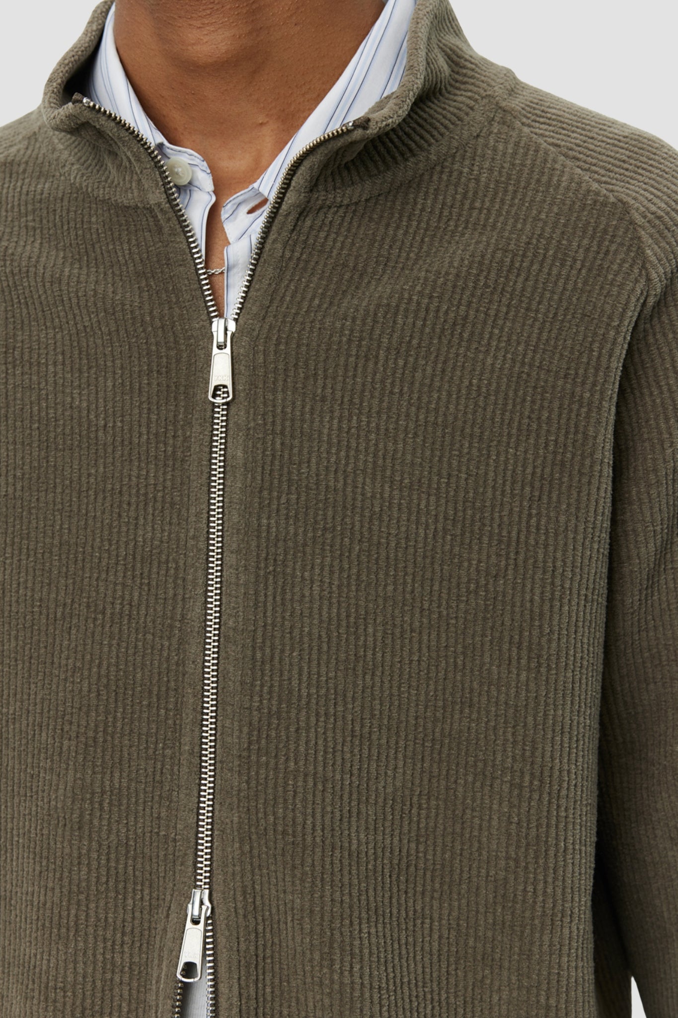 LEISURE ZIP UP Faded Taupe